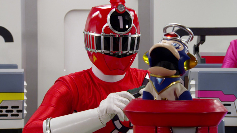 Super Sentai — s38e04 — Station 4: Be Careful Not to Forget Anything