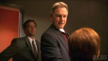 NCIS — s08e18 — Out of the Frying Pan…
