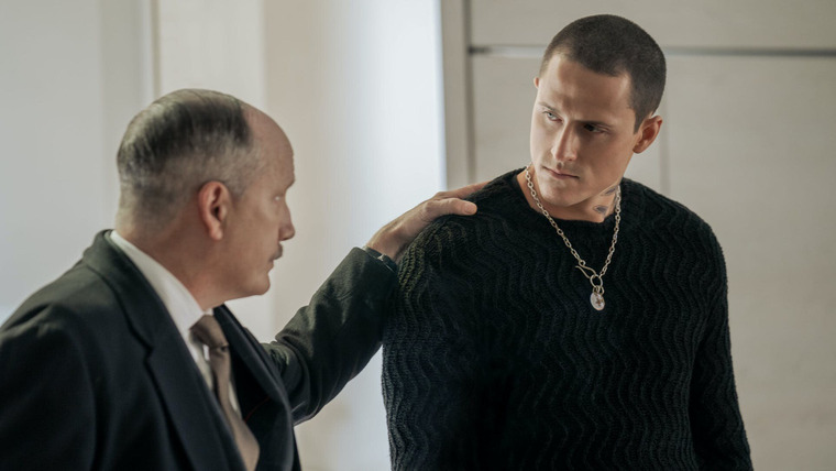 Власть в ночном городе. Книга четвертая: Сила — s01e08 — He Ain't Heavy