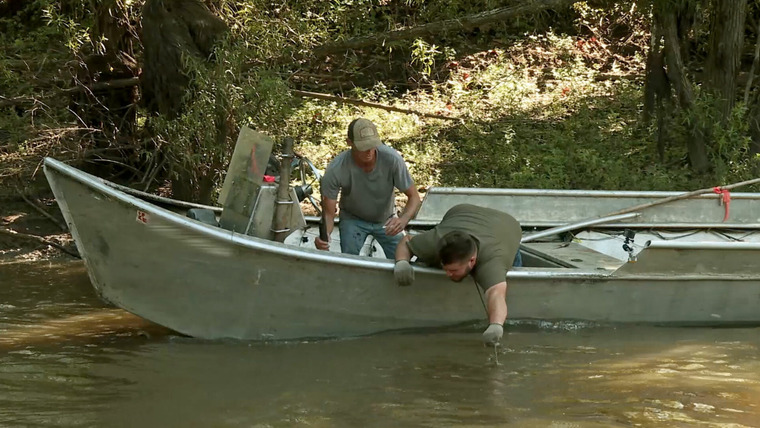 Swamp People — s14e14 — The Marina Monster