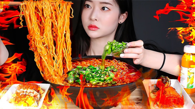 푸메 Fume — s02e22 — ASMR Острый суп с лапшой в Корее! Смешивание 2 пряных рамэн 🔥Пряные пельмени MUKBANG EATING SHOW