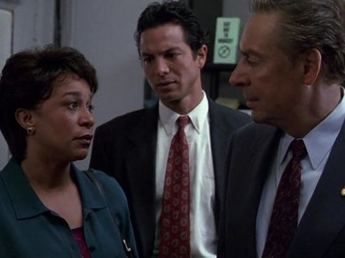 Law & Order — s09e01 — Cherished