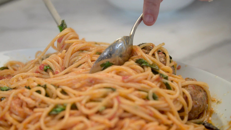 Шоу поваров — s02e02 — Roy's Italian Cuisine