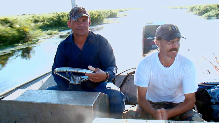 Swamp People — s02e14 — Two Captains, One Family