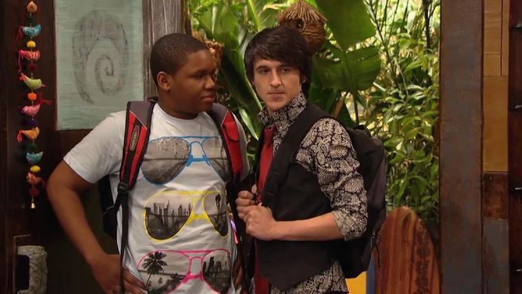 Pair of Kings — s01e06 — Big Kings on Campus