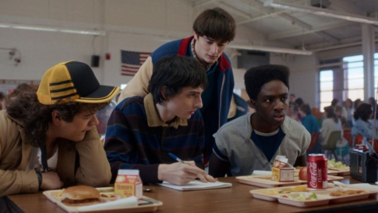 Stranger Things — s05e01 — Chapter One: The Crawl