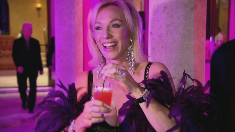 The Real Housewives of Miami — s02e13 — Elsa Foretells a Storm