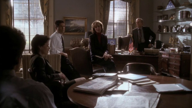 The West Wing — s01e09 — The Short List
