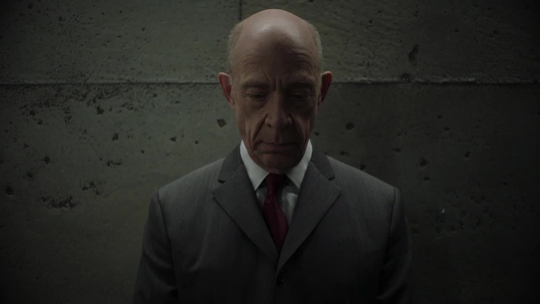 Counterpart — s01e01 — The Crossing