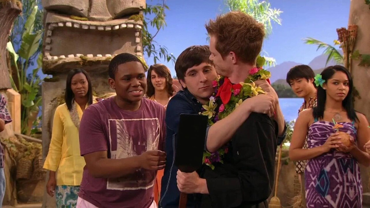 Pair of Kings — s02e24 — Cooks Can Be Deceiving
