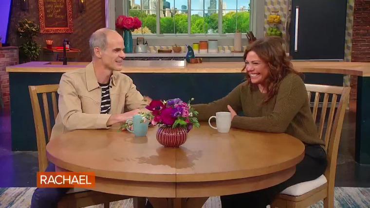 Rachael Ray — s14e41 — Today's Show Is Full of Firsts! From 'House of Cards,' Michael Kelly Drops by