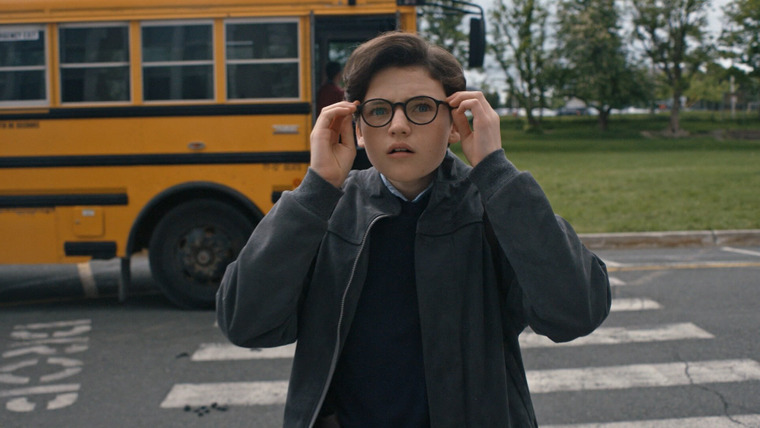 Сын Критча — s03e01 — That Was Me in Grade Nine