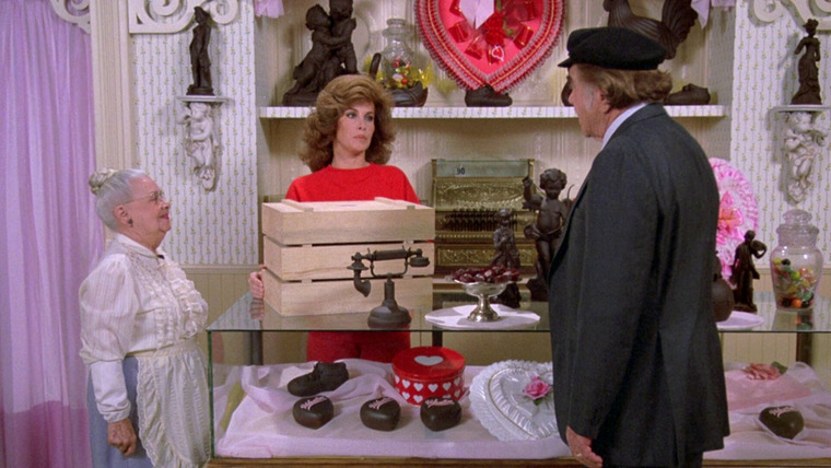 Супруги Харт — s02e10 — Hart-Shaped Murder