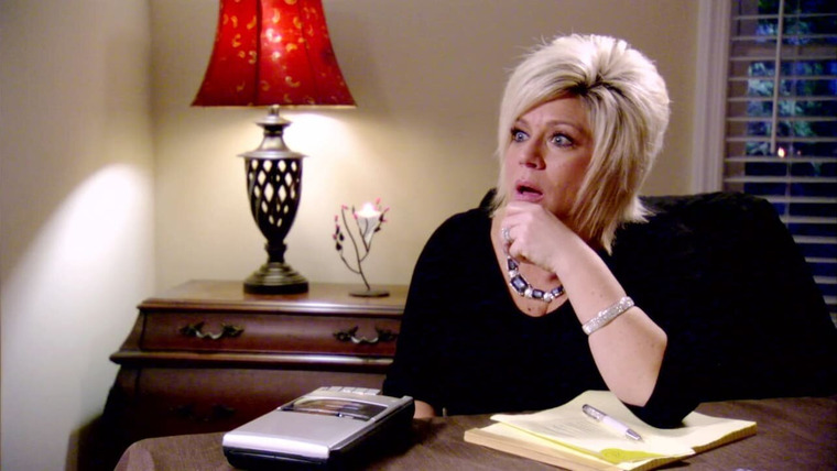 Long Island Medium — s03 special-2 — Behind the Read