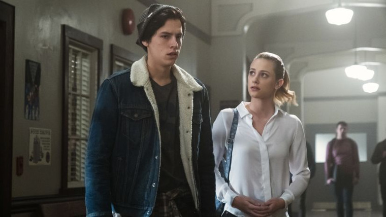 Riverdale — s01e12 — Chapter Twelve: Anatomy of a Murder
