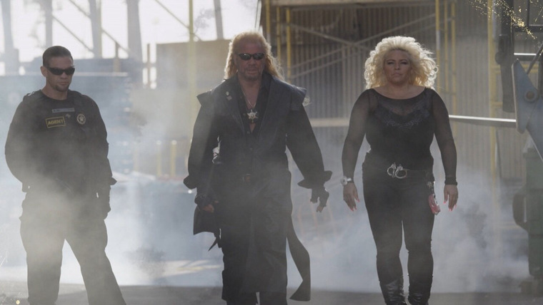 Dog and Beth: On the Hunt — s02e15 — Family Fugitive