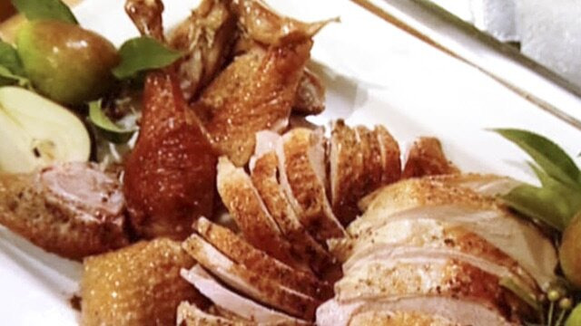 Barefoot Contessa — s01e02 — The Holiday Meal