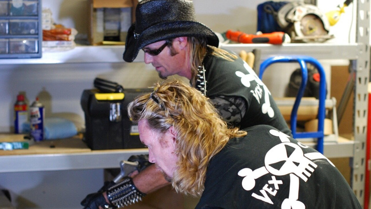 Billy the Exterminator — s02e01 — Funeral Home Snake