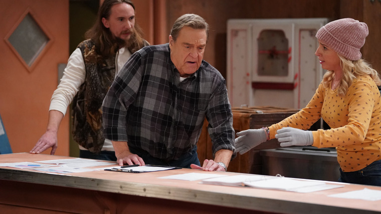 The Conners — s02e11 — Mud Turtles, a Good Steak and One Man in a Tub