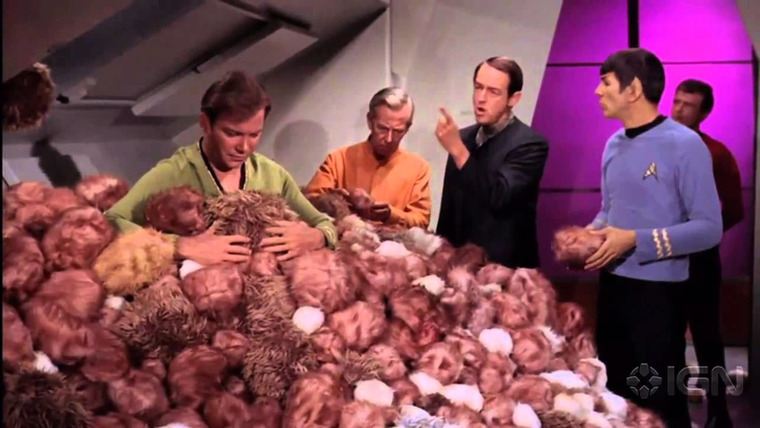 Star Trek — s02e15 — The Trouble with Tribbles