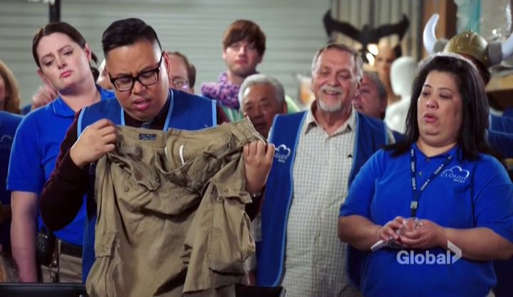 Superstore — s02e11 — Lost and Found