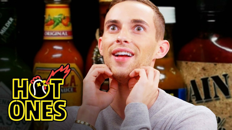 Горячие — s05e09 — Adam Rippon Competes in the Olympics of Eating Spicy Wings