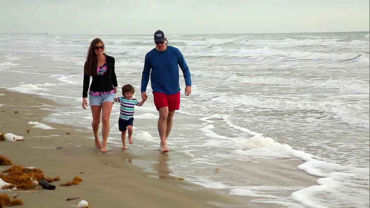 Beachfront Bargain Hunt — s2014e41 — A Southern Abode on the Coastal Bend of South Texas