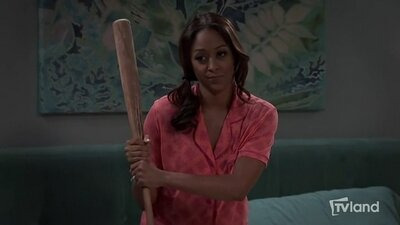 Instant Mom — s02e16 — Ghost Busted