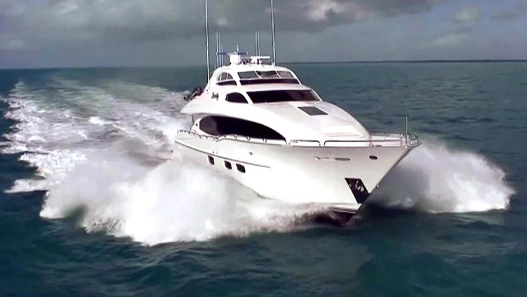 Extreme Yachts — s02e01 — Lazzara Sport Yacht, Sabre Yachts Salon Express, Catalina single masted sailor