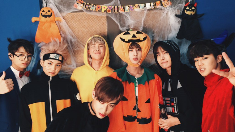 BTS on V App — s01e49 — Halloween Party with BTS