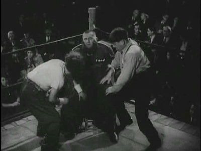 The Three Stooges — s04e01 — Grips, Grunts, and Groans