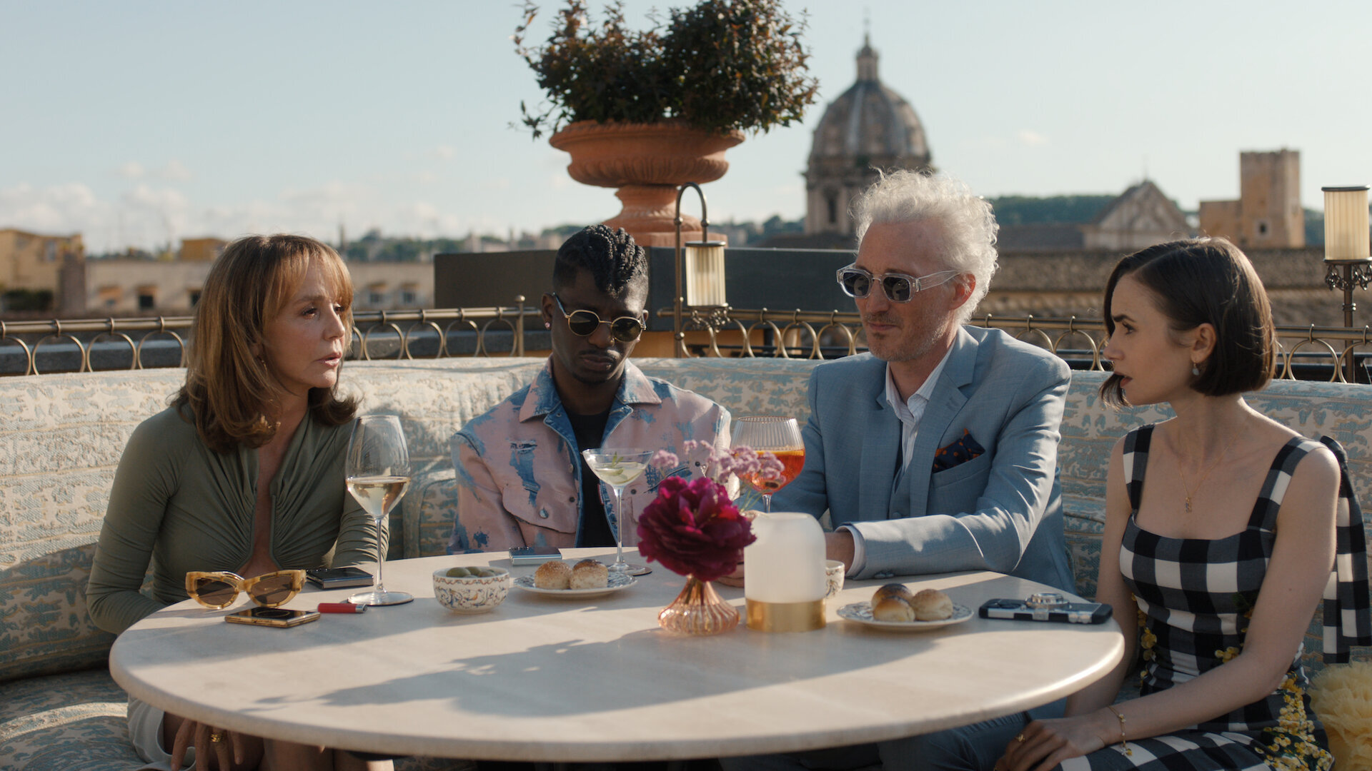 Эмили в Париже &mdash; s05e04 &mdash; Rome Has Fallen