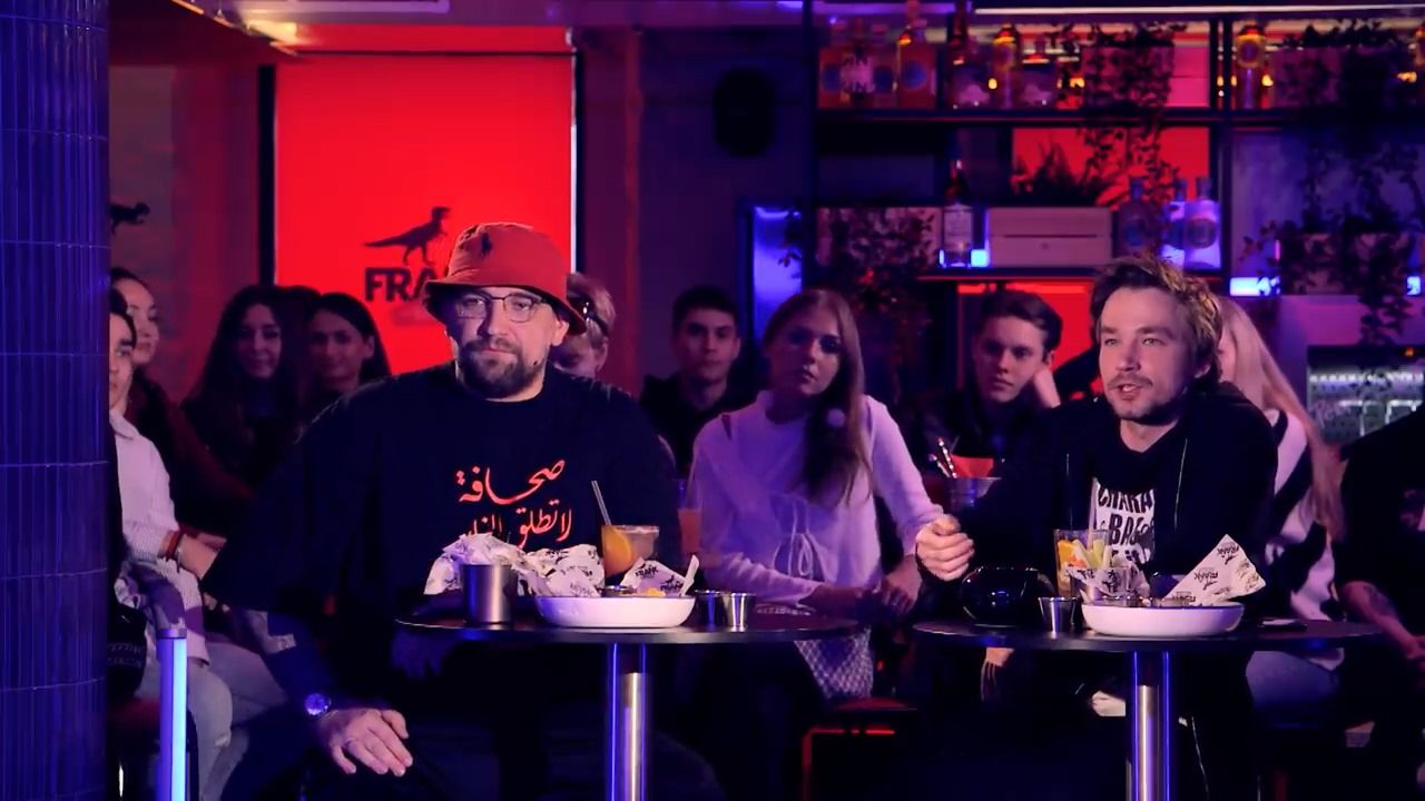 Вопрос ребром баста. Киевстонер вопрос ребром. Фрэнк бай баста бургер. Баста шоу вопрос ребром. Шоу басты вопрос ребром.