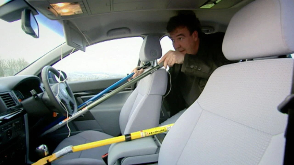 s02e09 — Jeremy Drives from the Backseat