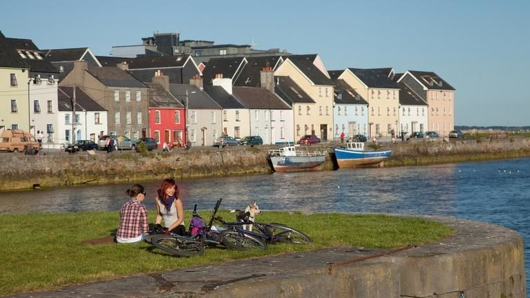 s02e10 — The Best of West Ireland: Dingle, Galway, and the Aran Islands