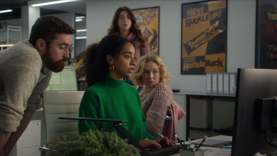 Black Mirror — s07e02 — Bête Noire