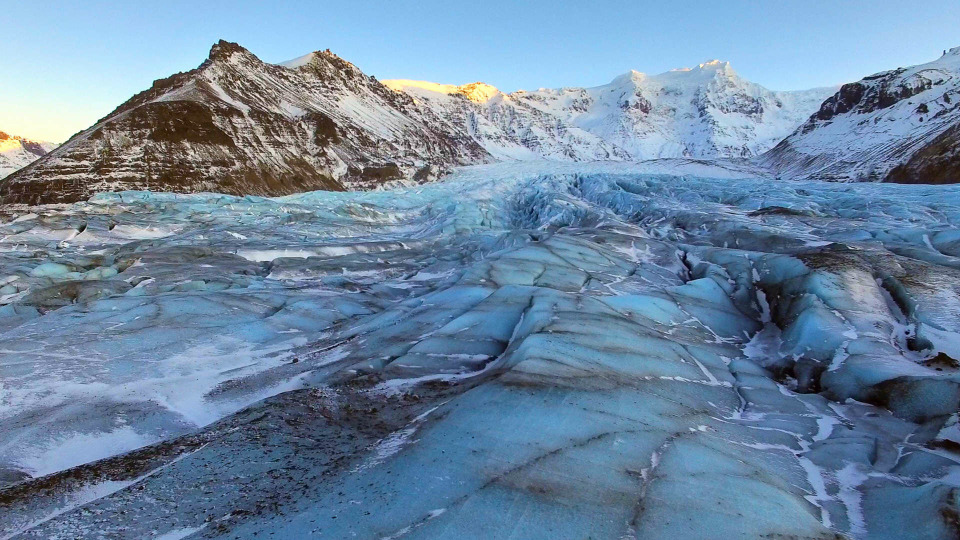 s02e02 — Iceland: Land of Ice