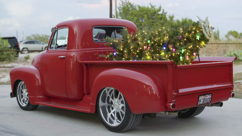 s06e04 — '51 Chevy: Rad Red Christmas Truck Part 2