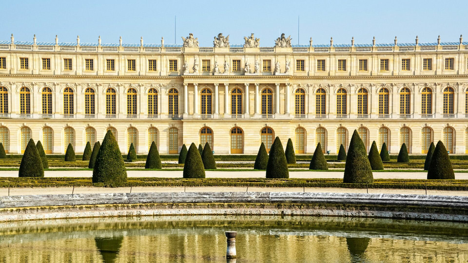 s02e03 — Versailles
