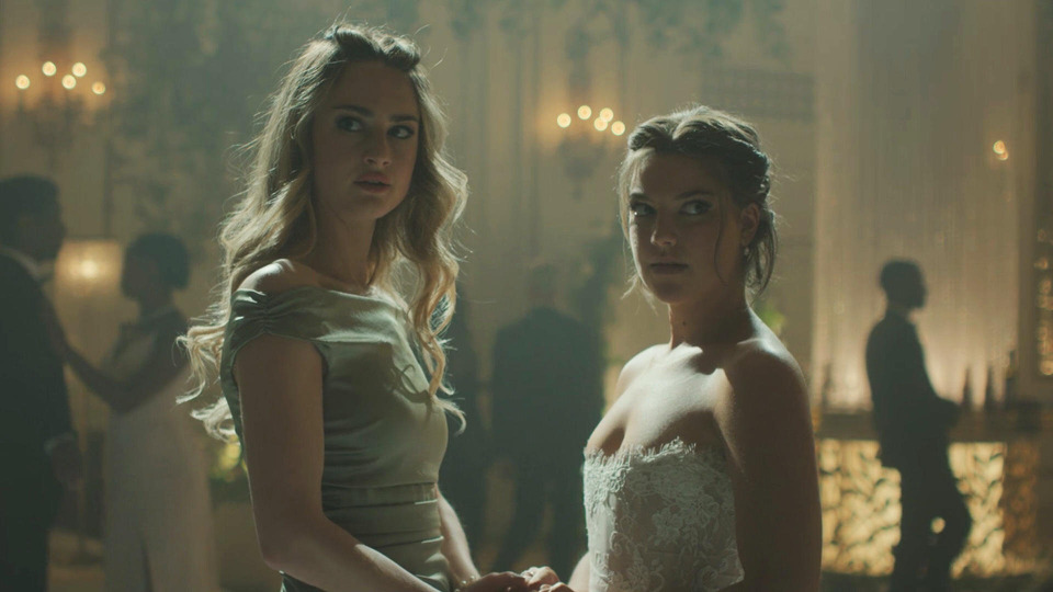 Tell Me Lies — s03e08 — Are You Happy Now, That I'm on My Knees?