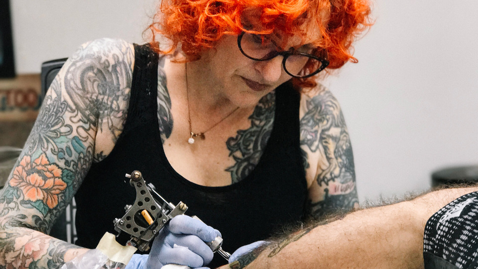 s02e07 — The Lady Pimp of Tattoos, Annette Larue