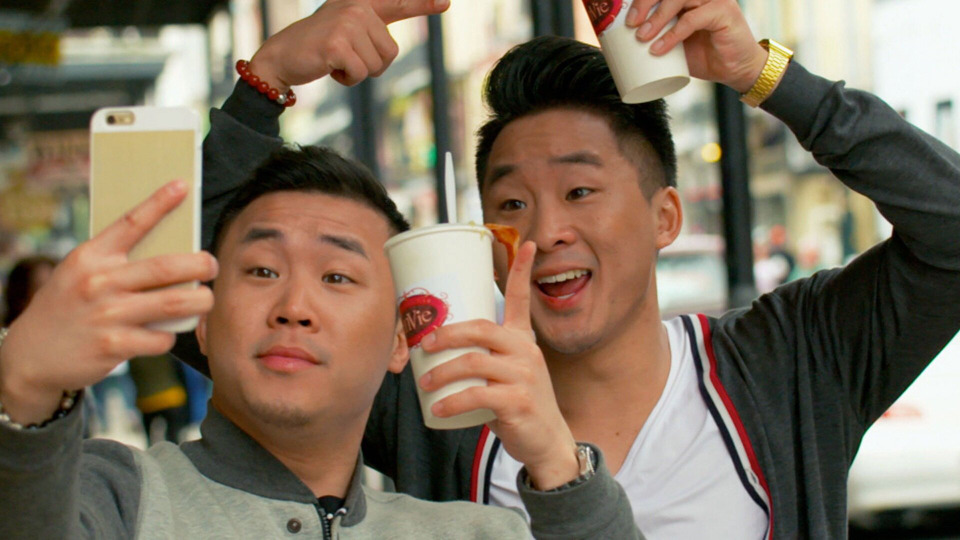 s01e02 — New Orleans: Fung Bros Each Dine on $50/day