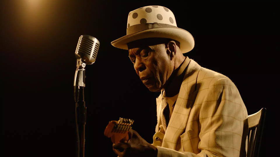 s35e08 — Buddy Guy: The Blues Chase the Blues Away