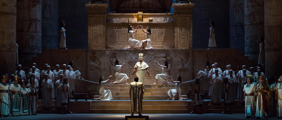 s13e01 — Verdi: Aida