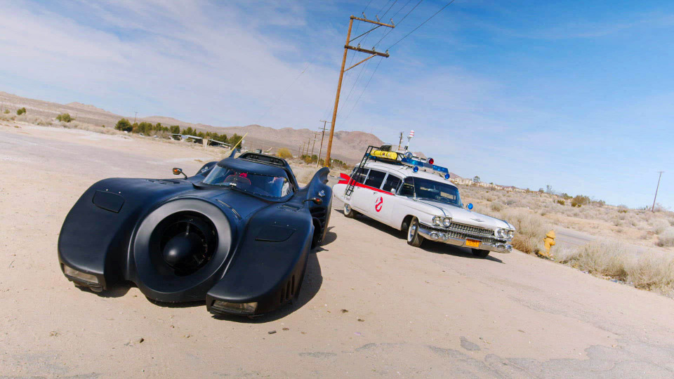 s02e01 — The Case of the Movie Cars