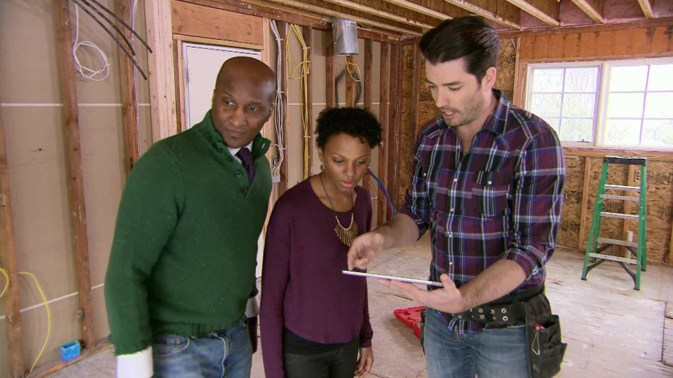 s2015e19 — Big Decisions for the Perfect Property