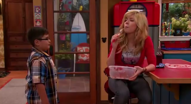 Сэм и Кэт / Sam & Cat 1 сезон 20 серия Mad About Shoe
