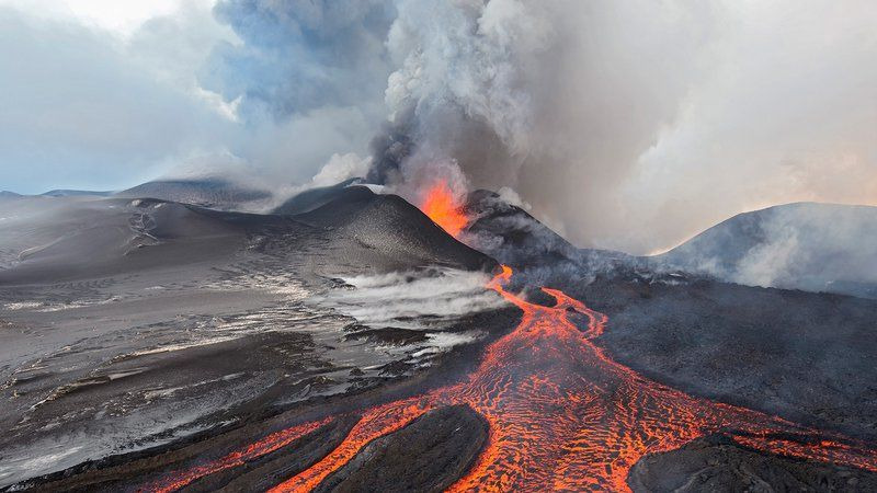 s44e23 — Killer Volcanoes