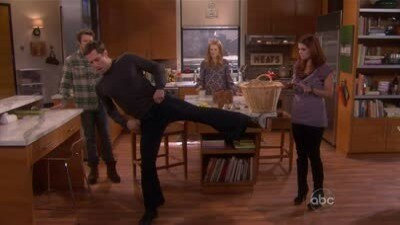 s01e11 — Better with Skinny Jeans