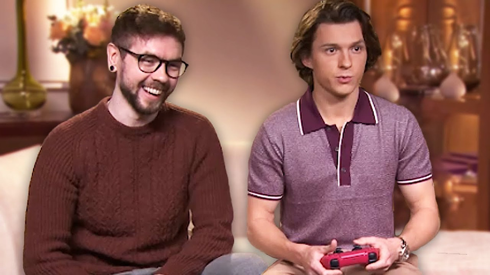 s11e24 — Playing Uncharted With Tom Holland
